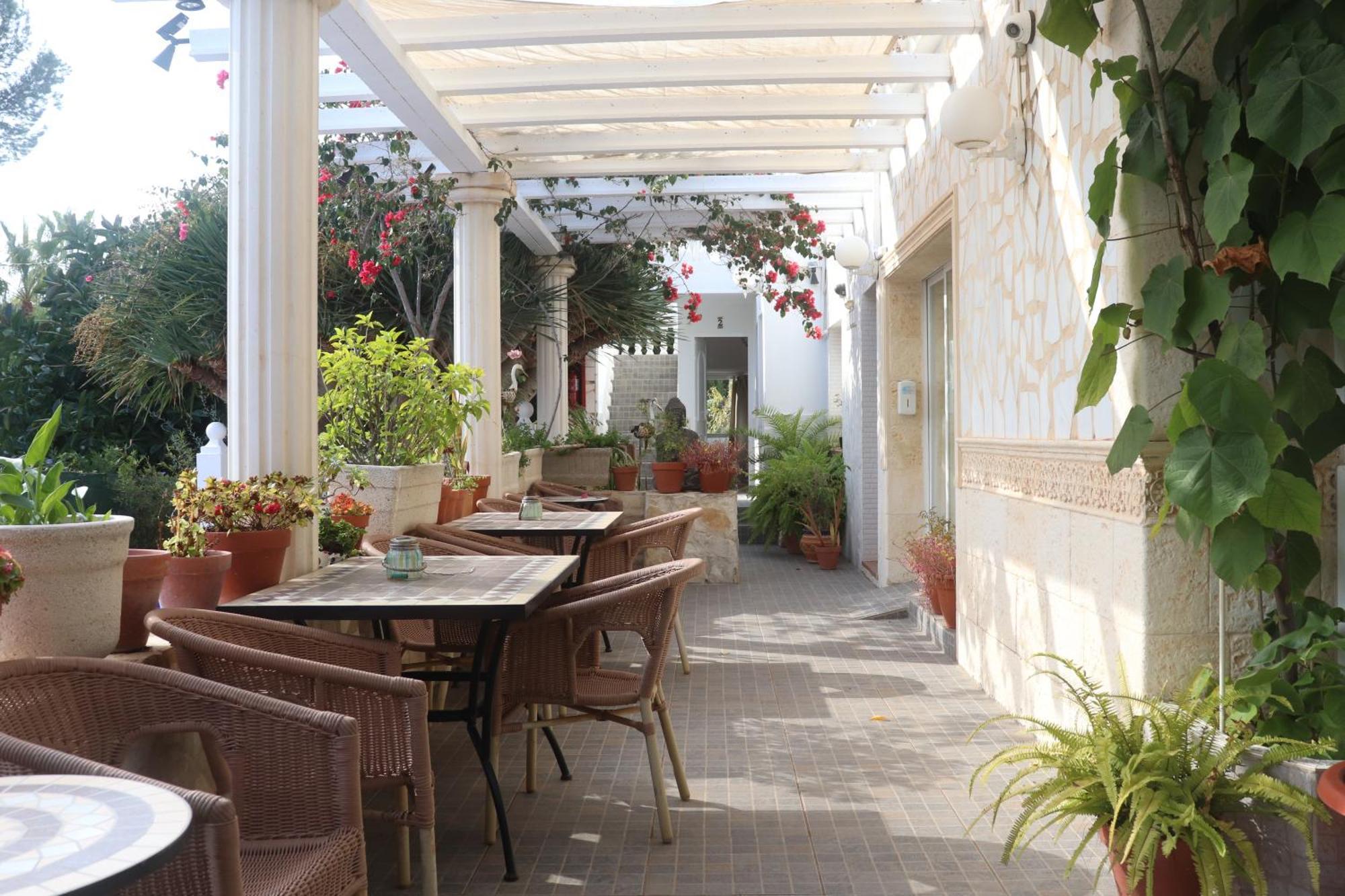 Hostal La Paloma I Calpe Exteriör bild