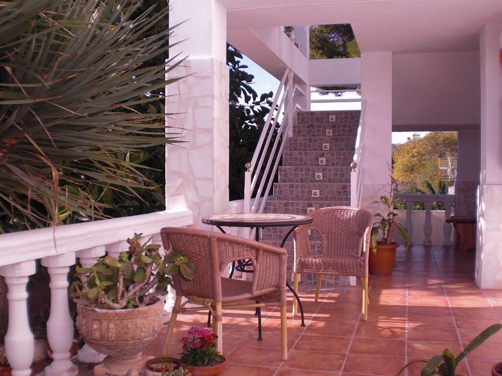 Hostal La Paloma I Calpe Exteriör bild
