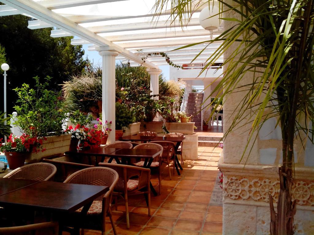 Hostal La Paloma I Calpe Exteriör bild